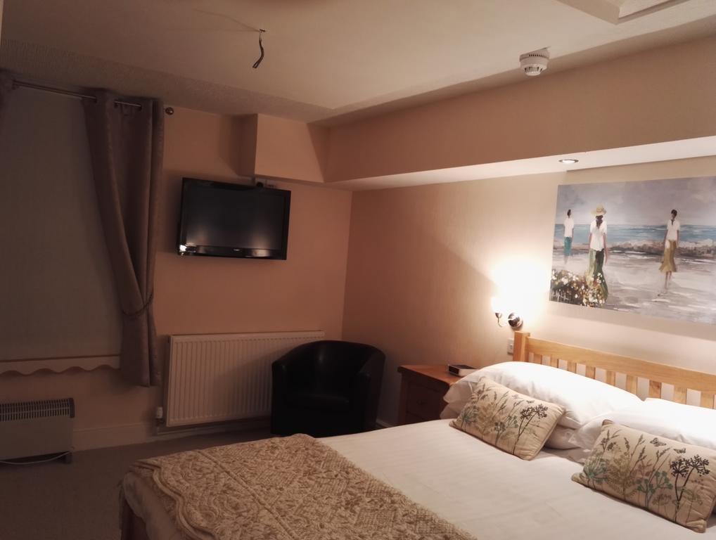 Crown Hotel 科文 外观 照片